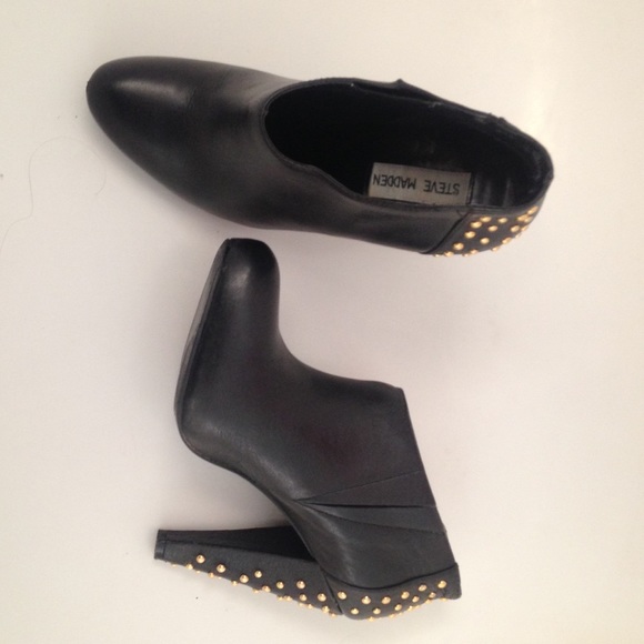 Steve Madden gold studded booties