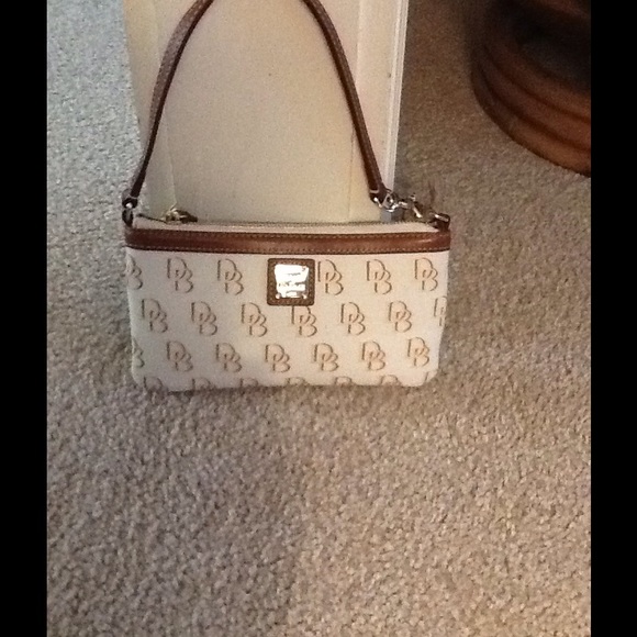 DOONEY & BOURKE LEATHER STRAP WRISTLET 💖 - Picture 2 of 4