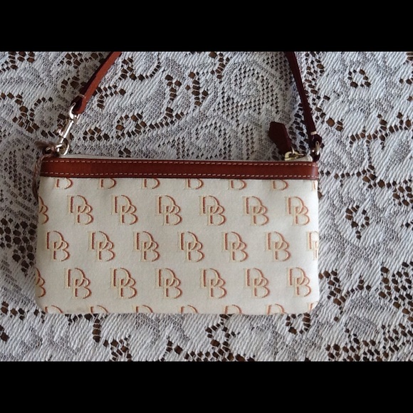 DOONEY & BOURKE LEATHER STRAP WRISTLET 💖 - Picture 4 of 4