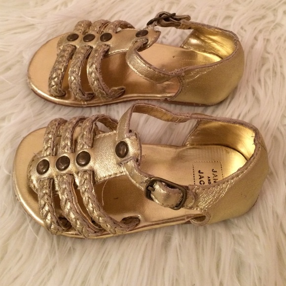 Janie and Jack Gold Toddler Girl Sandals. Size 5. - Picture 2 of 4