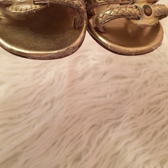 Janie and Jack Gold Toddler Girl Sandals. Size 5. - Picture 4 of 4