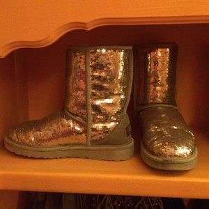 New Years sparkle UGG