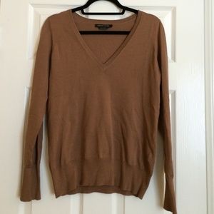 Adrienne Vittadini v-neck sweater