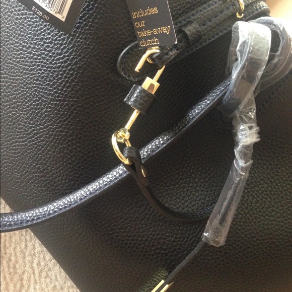 🚫Sold 🚫New tutilo handbag ♠️♣️➰ - Picture 2 of 4