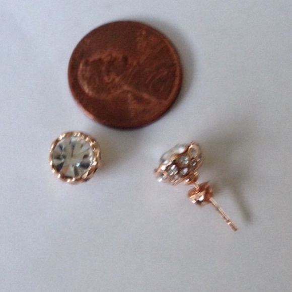 3 for 15🎀18K rose gold pl Austrian Crystal studs - Picture 3 of 5