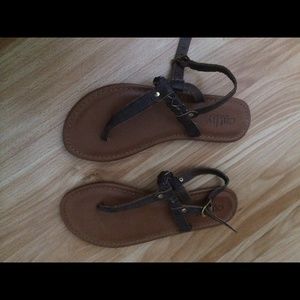 Brown/Black Sandals