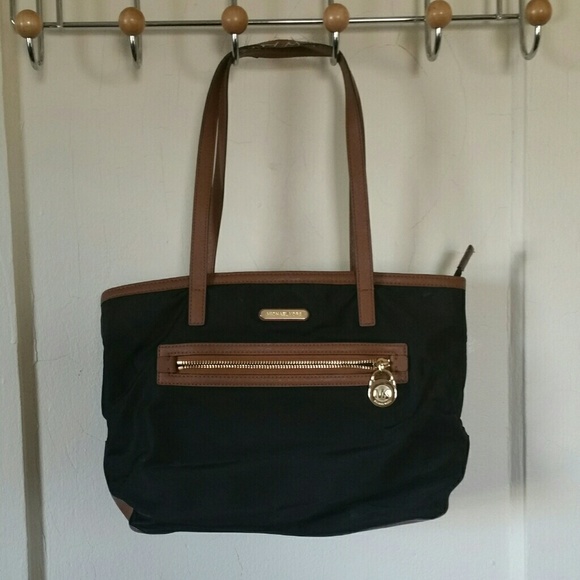 Not for sale Michael Kors Kempton Nylon Large Tote - Picture 2 of 4