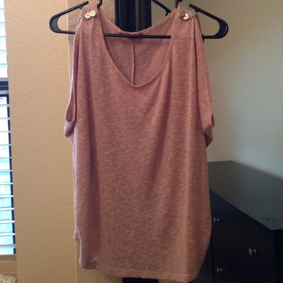 Open shoulder sweater shirt - Picture 1 of 3