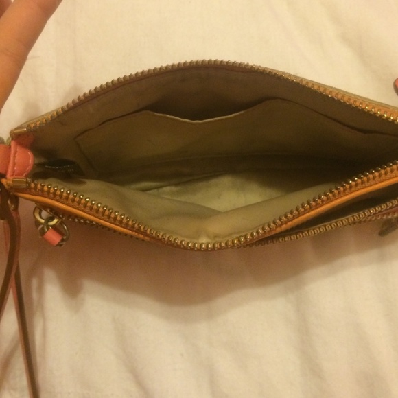 Coach wrist wallet great price 100 % authentic - Picture 3 of 4