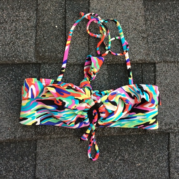 Roxy bikini top!