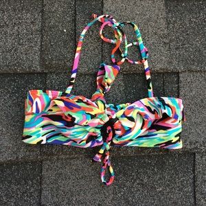 Roxy bikini top!
