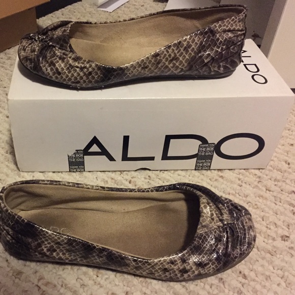 Also sz 8 flats