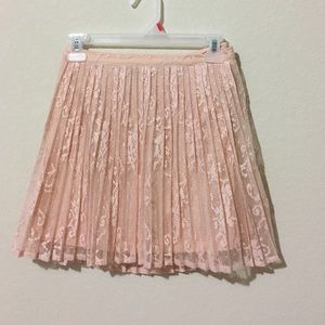 Light pink lace pleat skirt