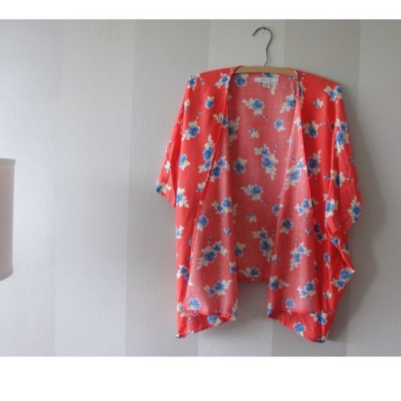 Jackets & Blazers - Floral Kimono