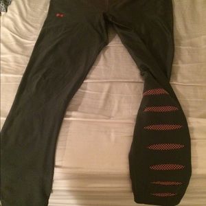 XL gray and pink running tights from Under Armour!