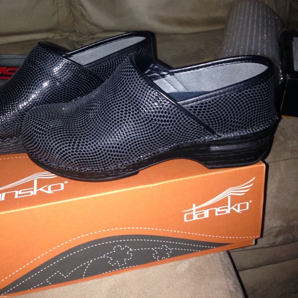 Dansko Pro XP Leather Black Moray size 36 (6)