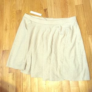 NWT. Never worn!!! Lovely skirt.