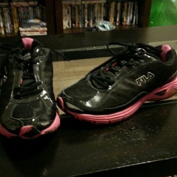 Fila black and pink sneakers