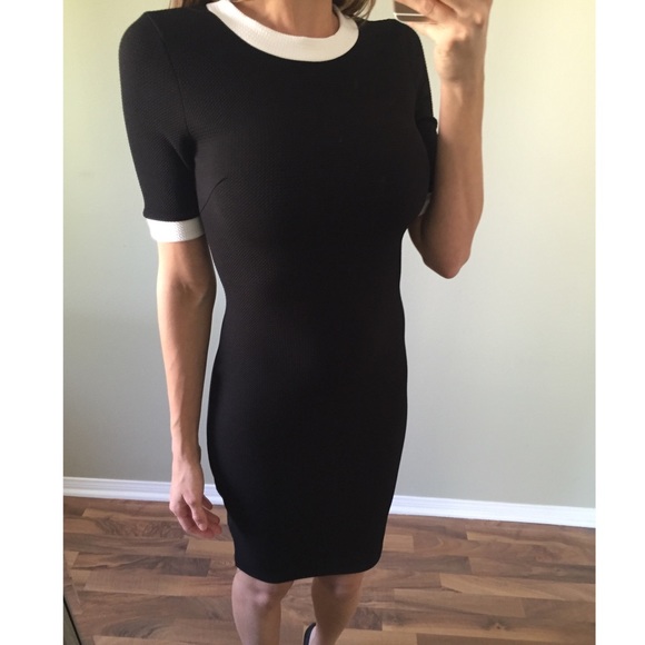 Sold PM EDITOR PICK  | Black & White Dress - Picture 3 of 4