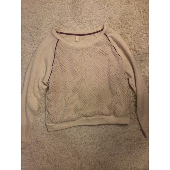 Short sweater