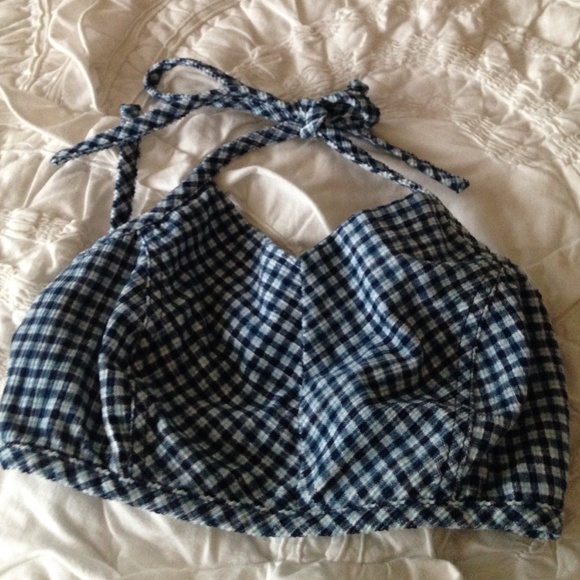 Adjustable halter top