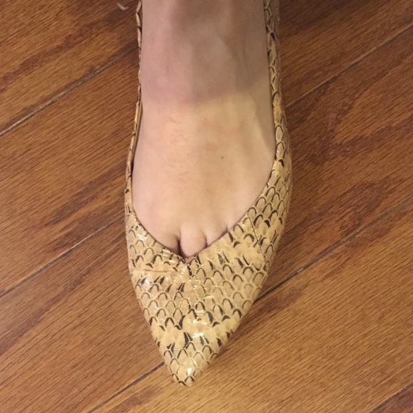 Dolce Vita Flats - Picture 3 of 4