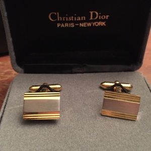 Cuff links