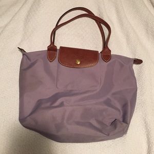 Medium sized lavender Longchamp bag