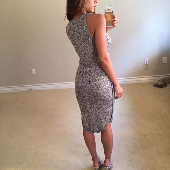 • SOLD • Grey Knit Sleeveless Midi Dress S L - Picture 3 of 4