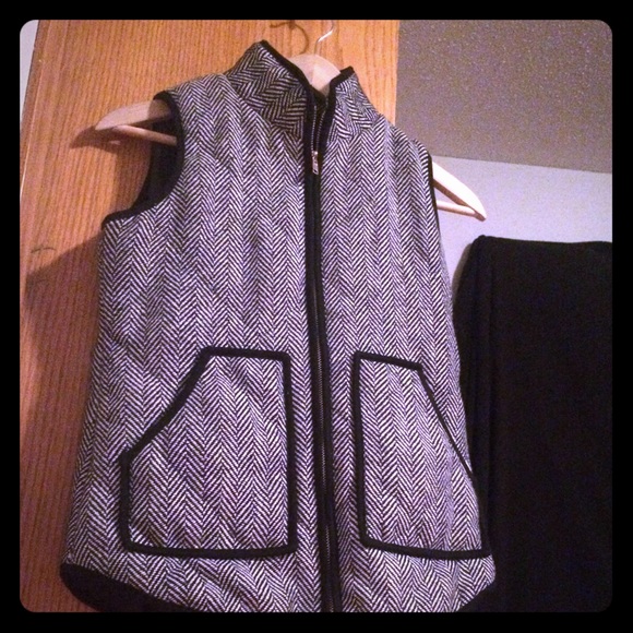 NWT HERRINGBONE VEST