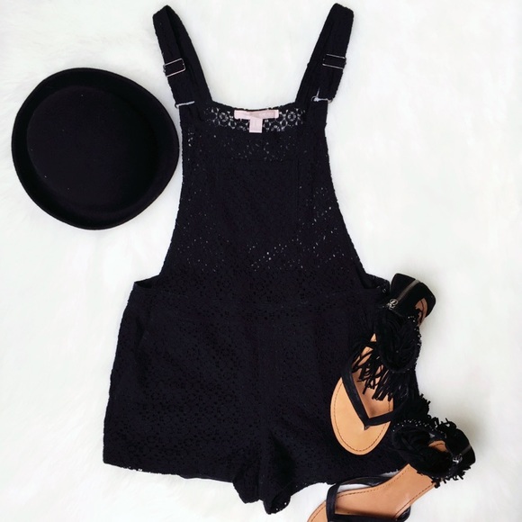 Dresses & Skirts - NEW🚩Black Lace Overall Shorts