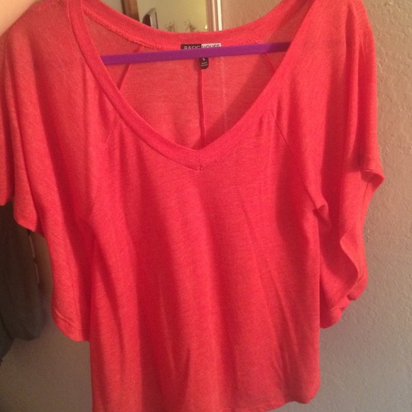Pink flowy top - Picture 4 of 4