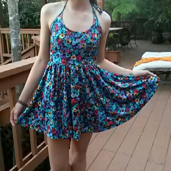 TRADED - Picture 3 of 3