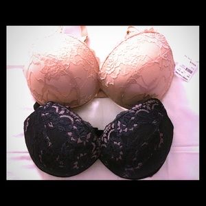 2 NWT Frederick's of Hollywood 32DD lace bras
