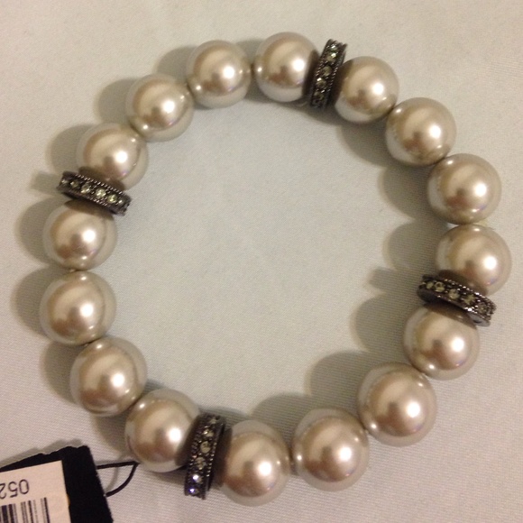 Givenchy elastic pearl bracelet