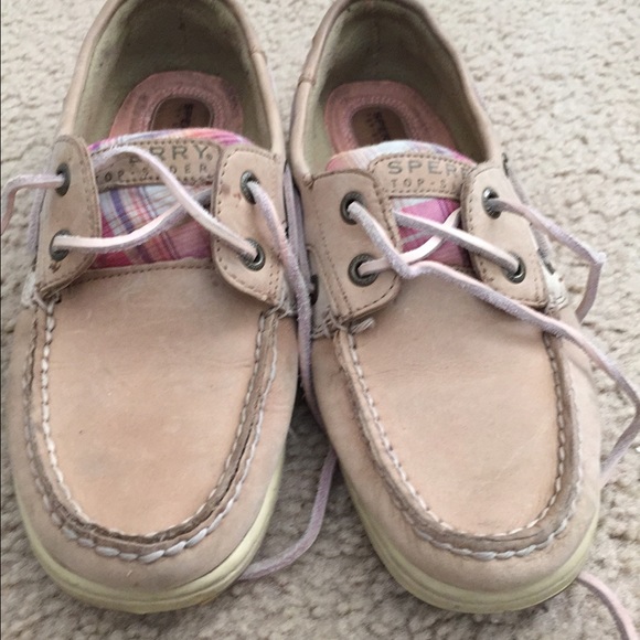Light brown and pink plaid Sperrys
