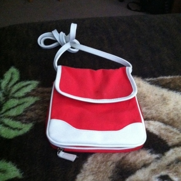 Red&White Shoulder bag