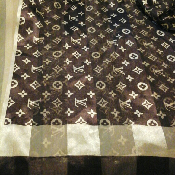 Louis Vuitton wrap scarf