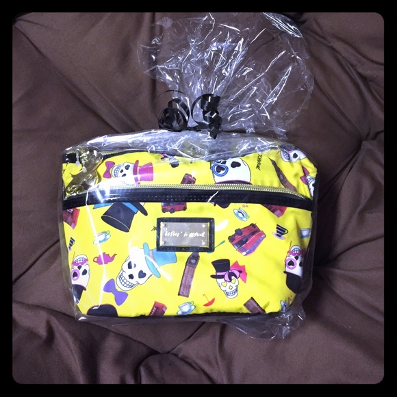Betsy Johnson Make-Up Pouch