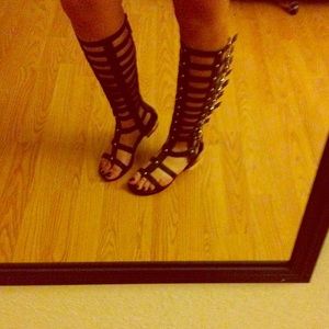 Black gladiator sandals
