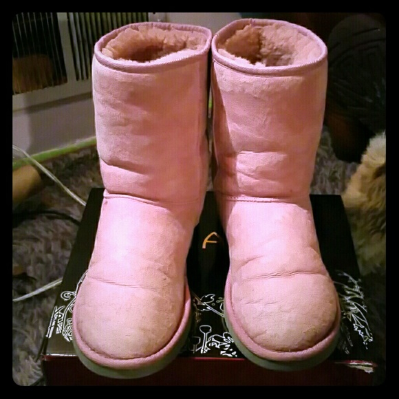 Pink Short Uggs