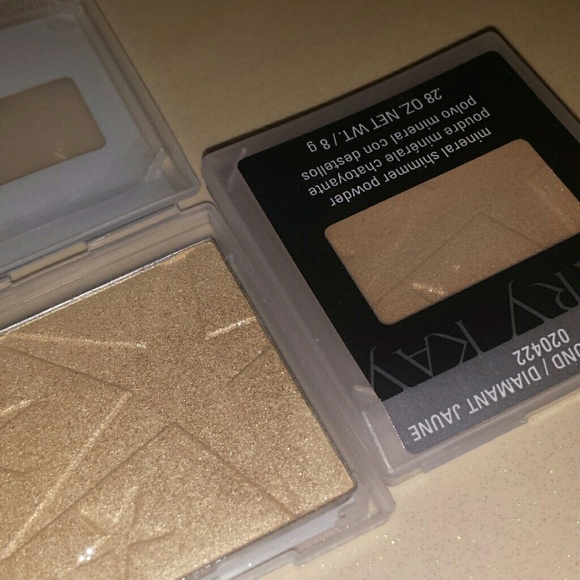 Mary Kay mineral shimmer powder LE