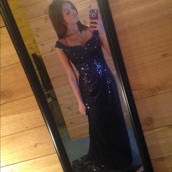 PROM DRESS