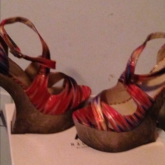Multi colored wedge - Picture 4 of 4