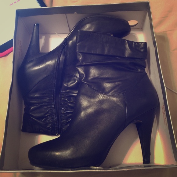 Black Boot