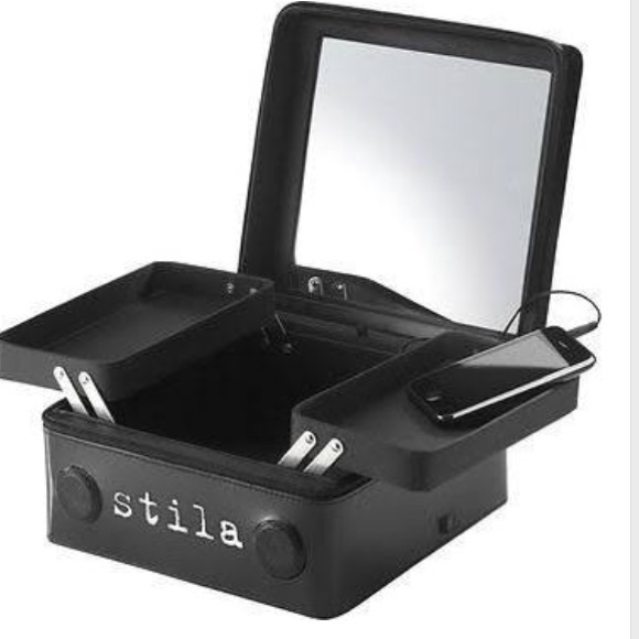 Stila Black Patent Pleather The Makeup Player 2in1