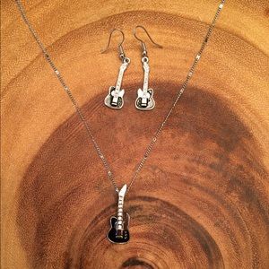 guitar necklace earrings set🎸🎸🎶🎶