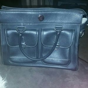 100% authentic leather dooney & bourke purse