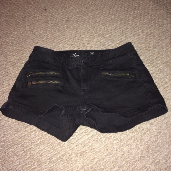 Black American eagle shorts