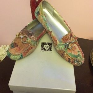 ANNE KLEIN MOCCASINS